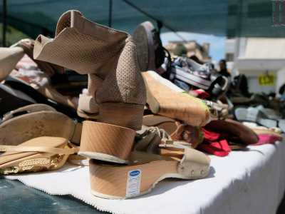 Tocca alle scarpe. Stivaletti, zoccoli, scarpe da running e anfibi